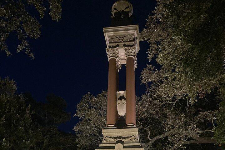 The History Buff: Savannah Walking Tour