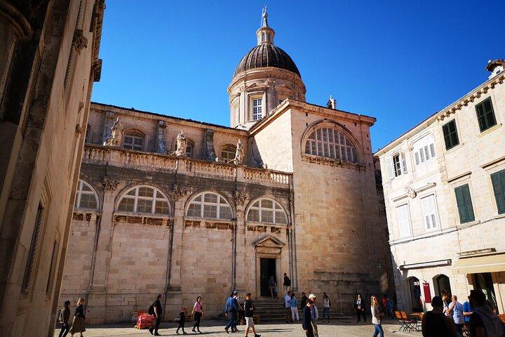 Dubrovnik Old City and Cable Car Private Tour