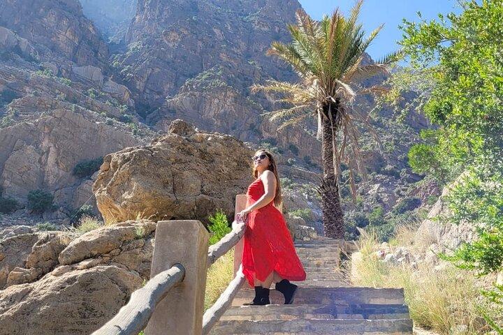 Private Sultan Qaboos Grand Mosque-Nakhal Fort-Wakan Village - Full Day Tour