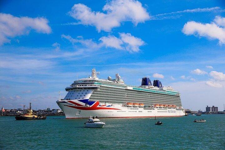 Private transfer from London Gatwick Airport (LGW)to Southampton