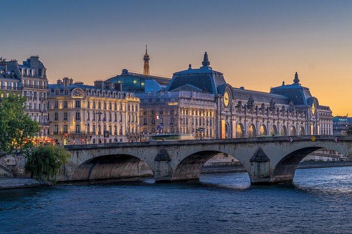 Private Direct Transfer From Bayeux to Paris