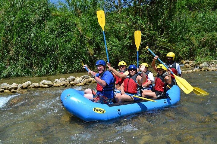 Ocho Rios Shore Excursion: River Rafting and Beach Adventure