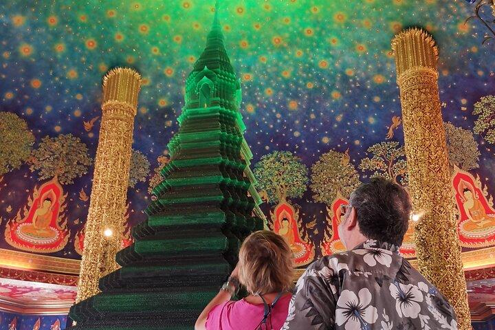 Giant Buddha and Bangkok Local Tour