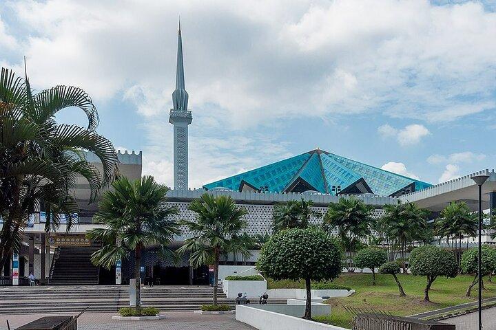 Petronas Twin Tower Tickets with City Tour