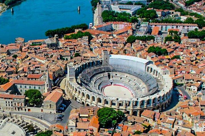 Private transfer by car from Marseille Airport to/from Arles