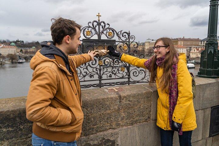 Private Walking Tour: From Charles Bridge to Prague Castle