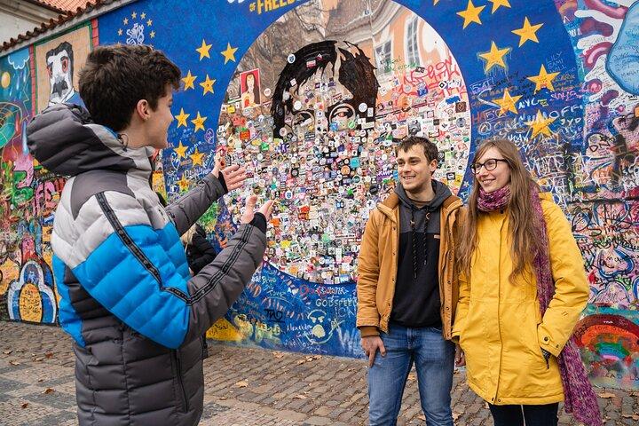 Private Walking Tour: From Charles Bridge to Prague Castle