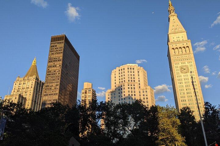 NYC Flatiron Time Travel: Self-Guided History Puzzle Walk