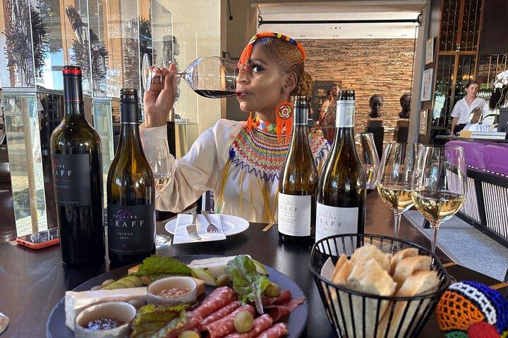 Private Tour to 20 Wine Tasting in Stellenbosch and Franschhoek