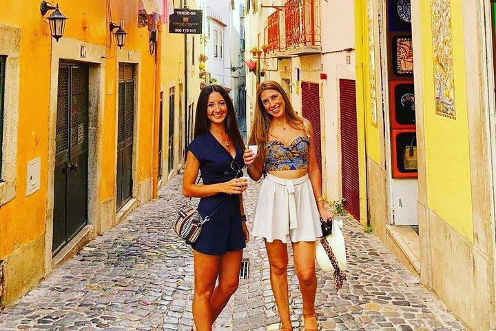 Evora Medieval Wonders Private Fullday Tour and taste from Lisbon