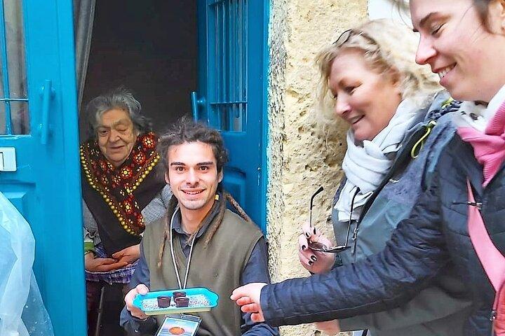 Food Tasting by tuk-tuk - Lisbon Experience Private Tour