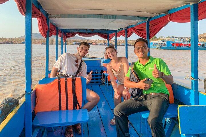 Floating Village Sunset Boat Vespa Tour / Tuk Tuk Available