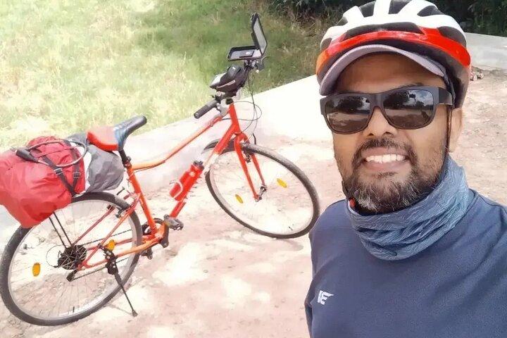 Cycling Tour through the cultural heritage city of Colombo