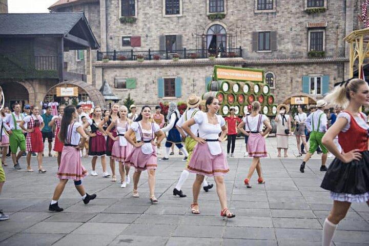 Hoi An/Da Nang Ba Na Hills - Golden Bridge small group