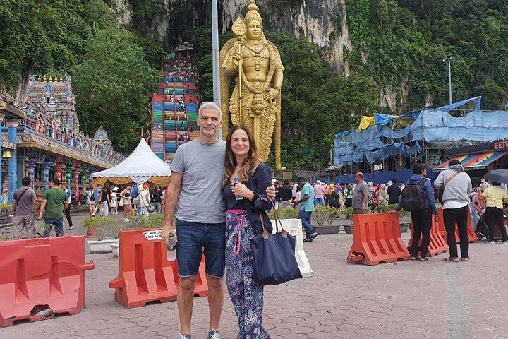 Blue Mosque and Batu Caves Private Tour from Kuala Lumpur