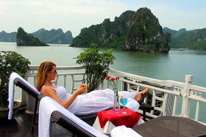 Boss Cruise: A 2-Day Tour to Halong Bay from Hanoi