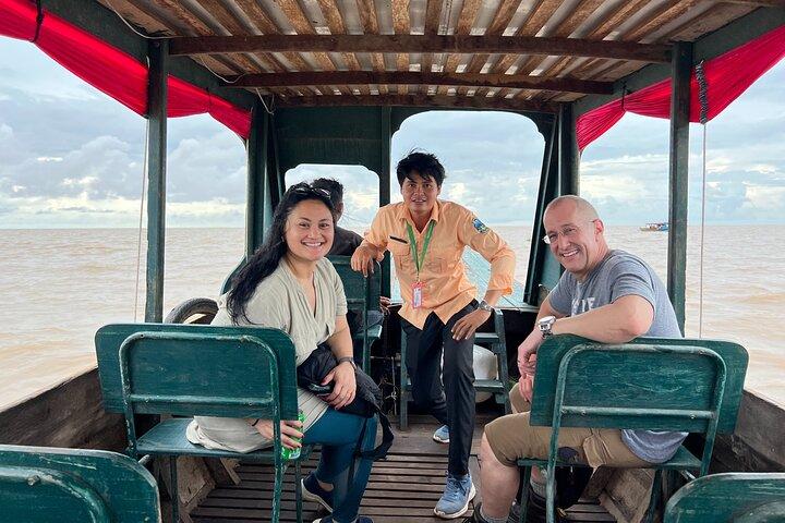 Private Angkor Wat Sunrise Tour and Tonle Sap Boat Cruise