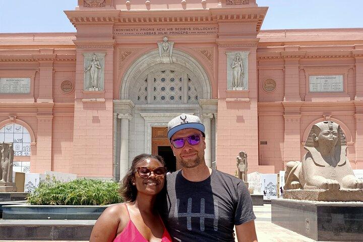 Full Day Tour Giza Pyramids, Egyptian Museum, Khan El-khalili