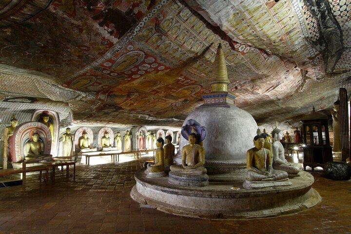 Day Tour to Sigiriya Rock Fortress & Dambulla Rock Cave Temple.