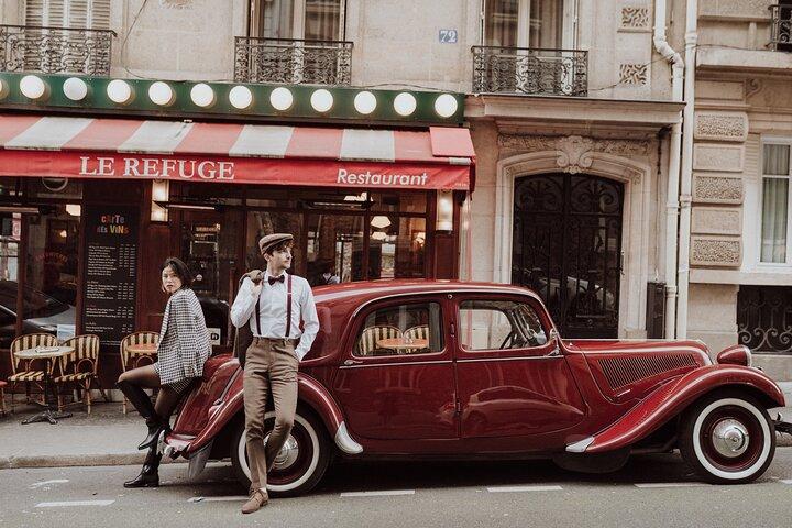 Guided tour of Paris in Citroën Traction Avant or DS 21