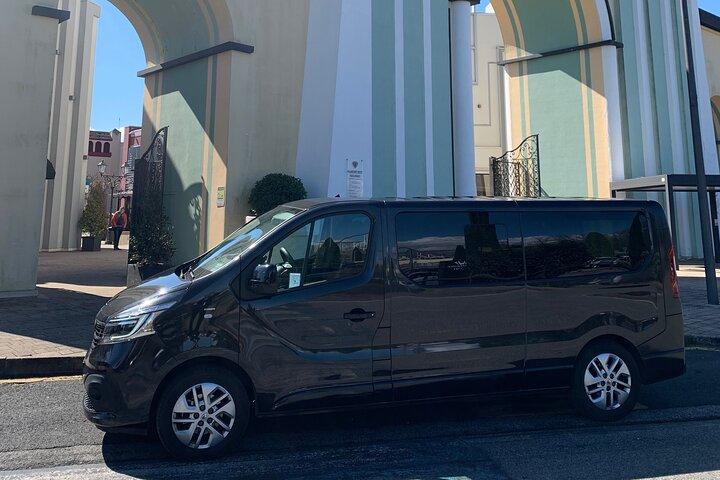Transfer from Rome to Valmontone Outlet