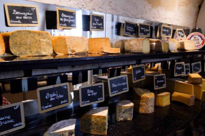 Bordeaux Gourmet Experience : tasting of French cheeses & wines