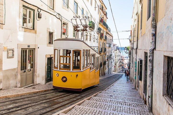 Tuk tuk experience through the historic neighborhood of Alfama