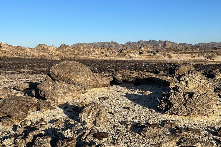 Moon Mountain Hike from Jeddah City