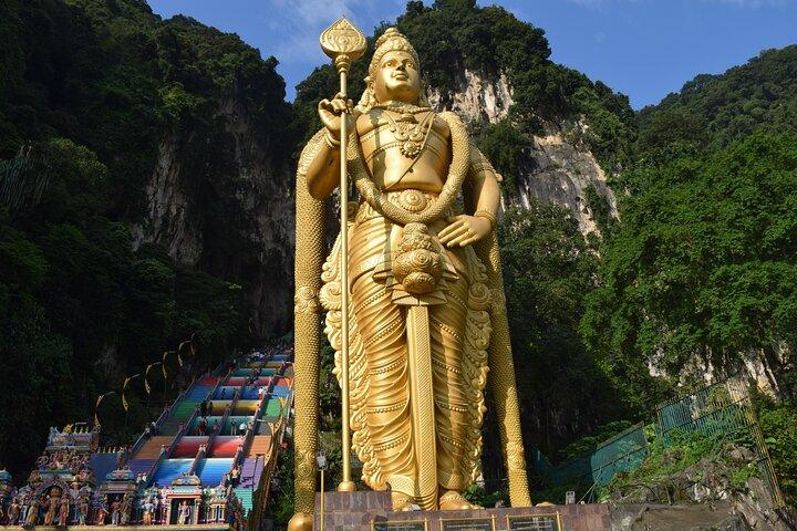 Putrajaya Tour From Kuala Lumpur Includes Batu Caves