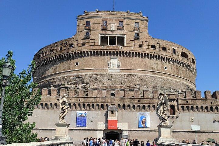 Rome Arrival Ease: Private Transfer from Airport to City Center
