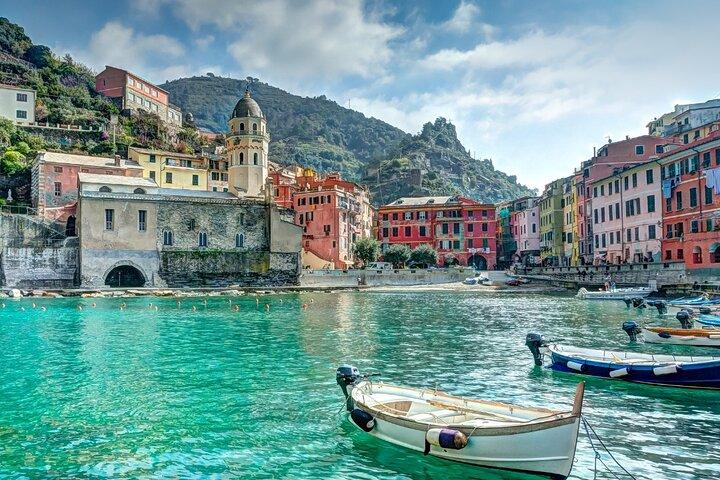 Private Boat Tour Cinque Terre and Gulf of Poets - Full day