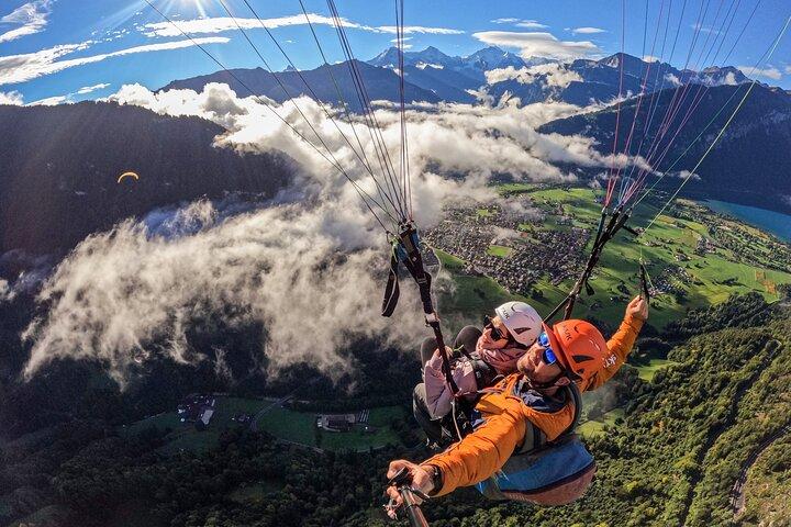 Tandem Paragliding Experience with Transport from Interlaken