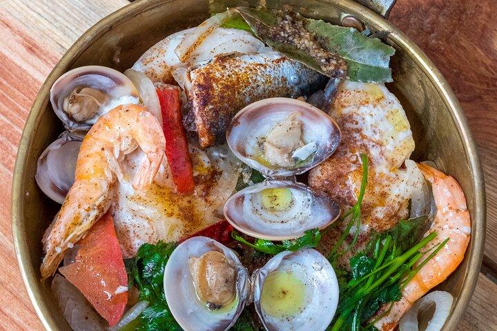 Market Tour, Cooking Class And Lunch At Mercado de Arroios