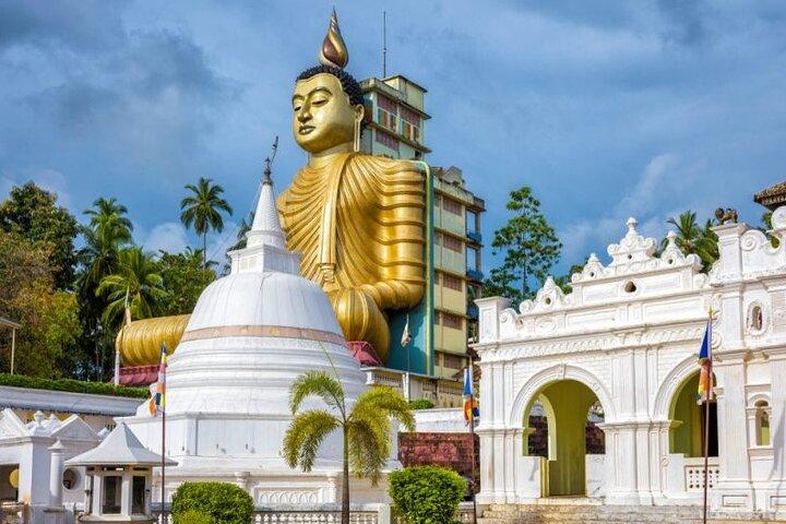 Sri Lanka Private Koggala Lake and Temple Tour