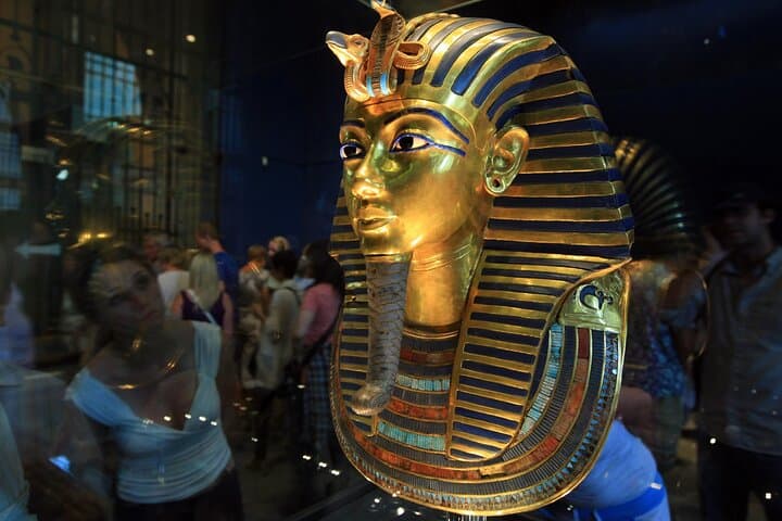 Private Day Tour to Egyptian Museum, Citadel and Old Cairo Tour