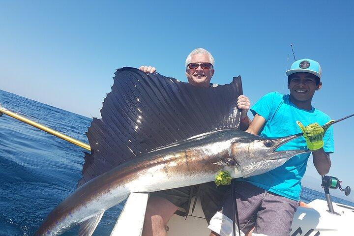 5 Hours of Private Sport Fishing In Puerto Escondido