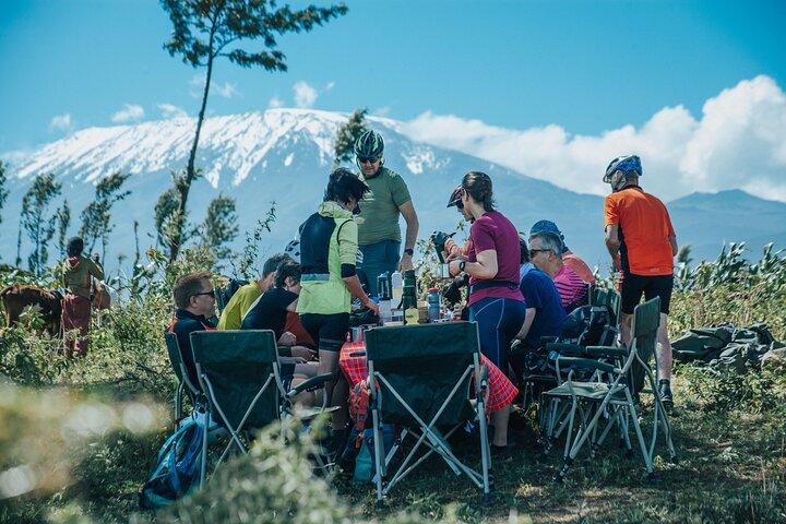 Kilimanjaro 360° 9 days Tour