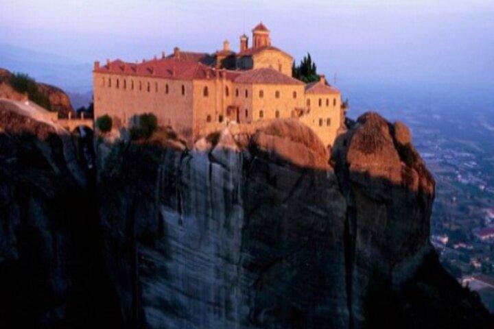 Meteora Tour: Meteora Full-Day Private Tour & Free Audio Tour