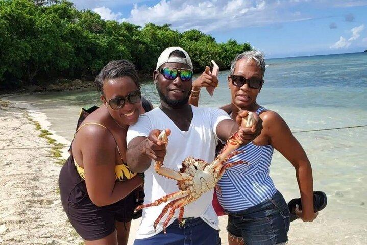 Negril Glass Bottom Boat Tour Snorkeling and Booby Cay