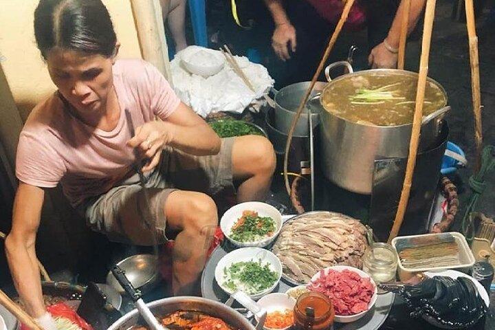 Street Food Tour by Scooter