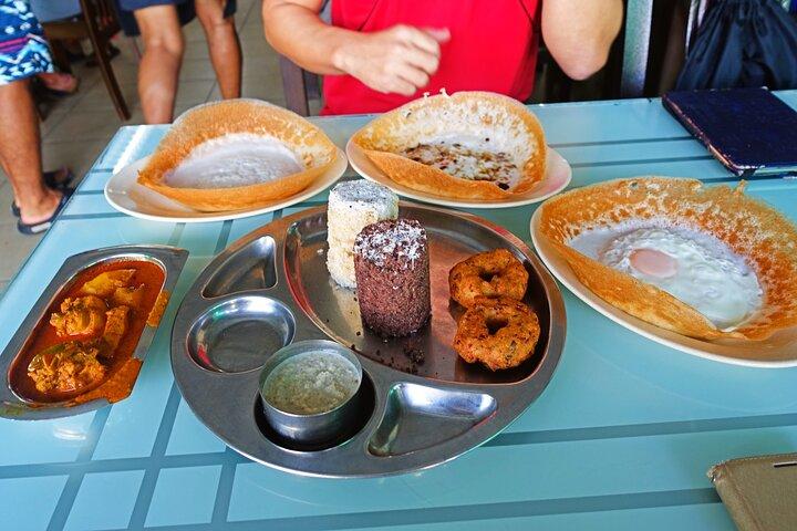 Breakfast Tour at Royal Town of Klang with Local + Mangrove Walk