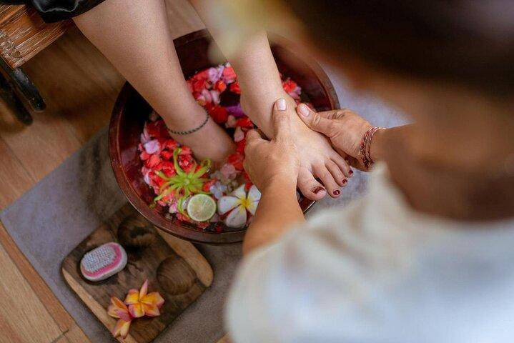 Bali Luxury Spa package Massage, Flower bath 2hour