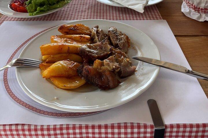 Private Tour: Cavtat and Konavle Day Trip from Dubrovnik with Lunch