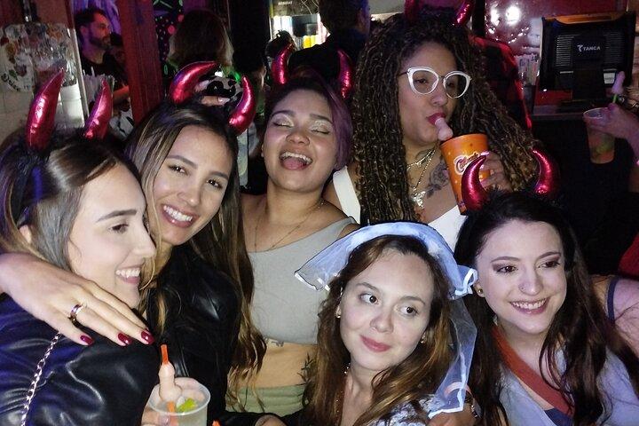 Pub Crawl in Pinheiros: Explore the Nightlife of São Paulo