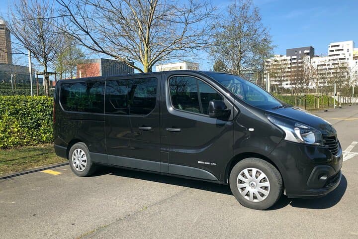 Paris Airports Transfer CDG/ORLY/LBG to Disneyland Paris by van