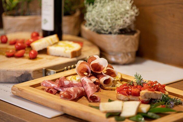 Montalcino: Brunello Wine Tasting & Tuscan Dinner