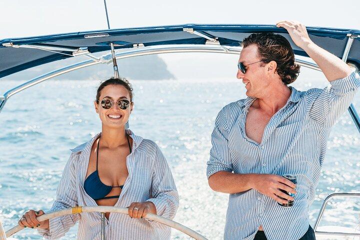 Private 4-Hour Luxury Yacht Charter on Sydney Harbour