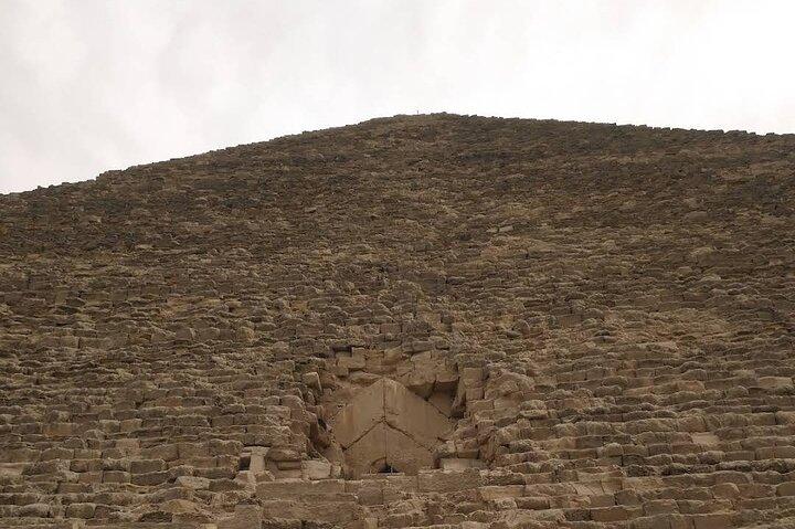 Private Tour in Giza Pyramids and Egyptian Museum