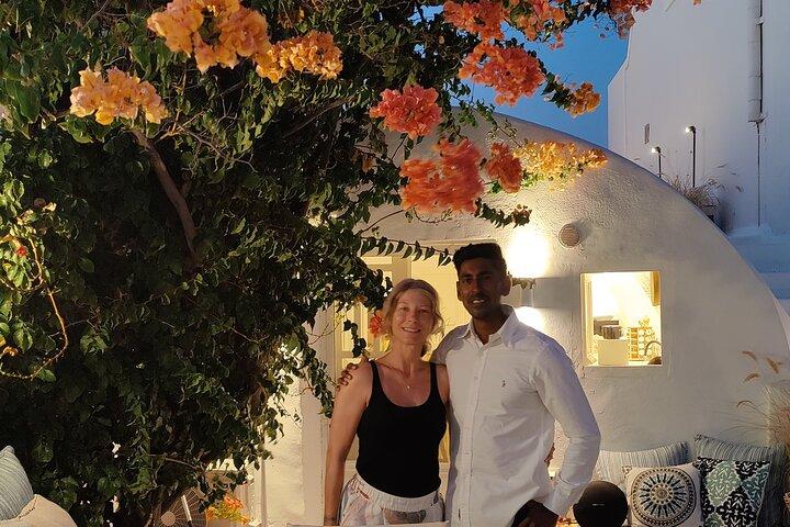 Half-Day Traditional Micro Restaurant in Santorini