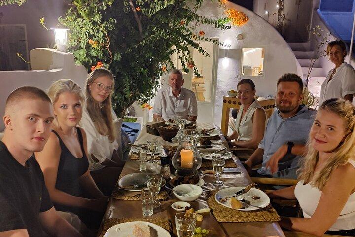 Half-Day Traditional Micro Restaurant in Santorini